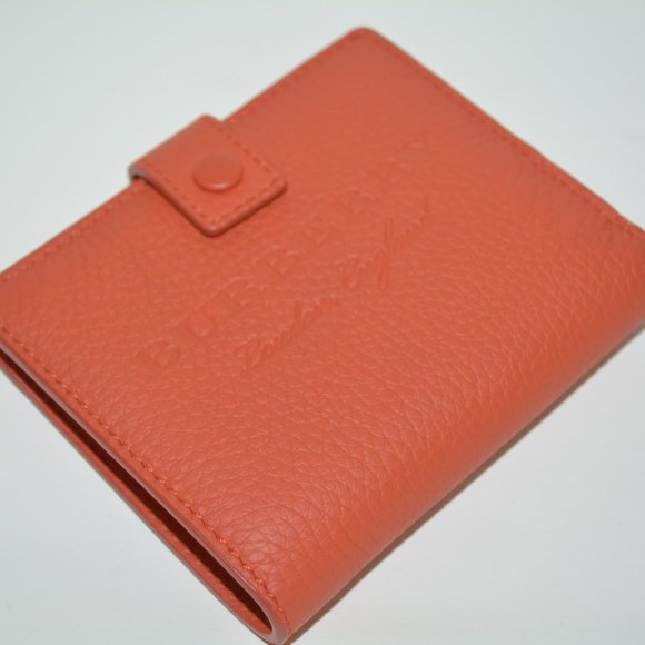 NWT BURBERRY  SOFT LEATHER LAKESIDE BI - FOLD WALLET - Picture 4 of 9
